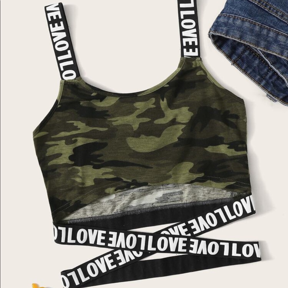 Love Camo Crop Top Love Sz. Medium
